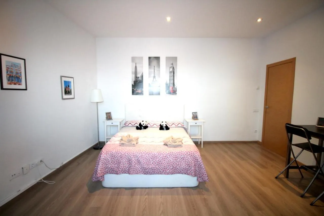 Kwatera prywatna Rooms Gran Via Barcelona