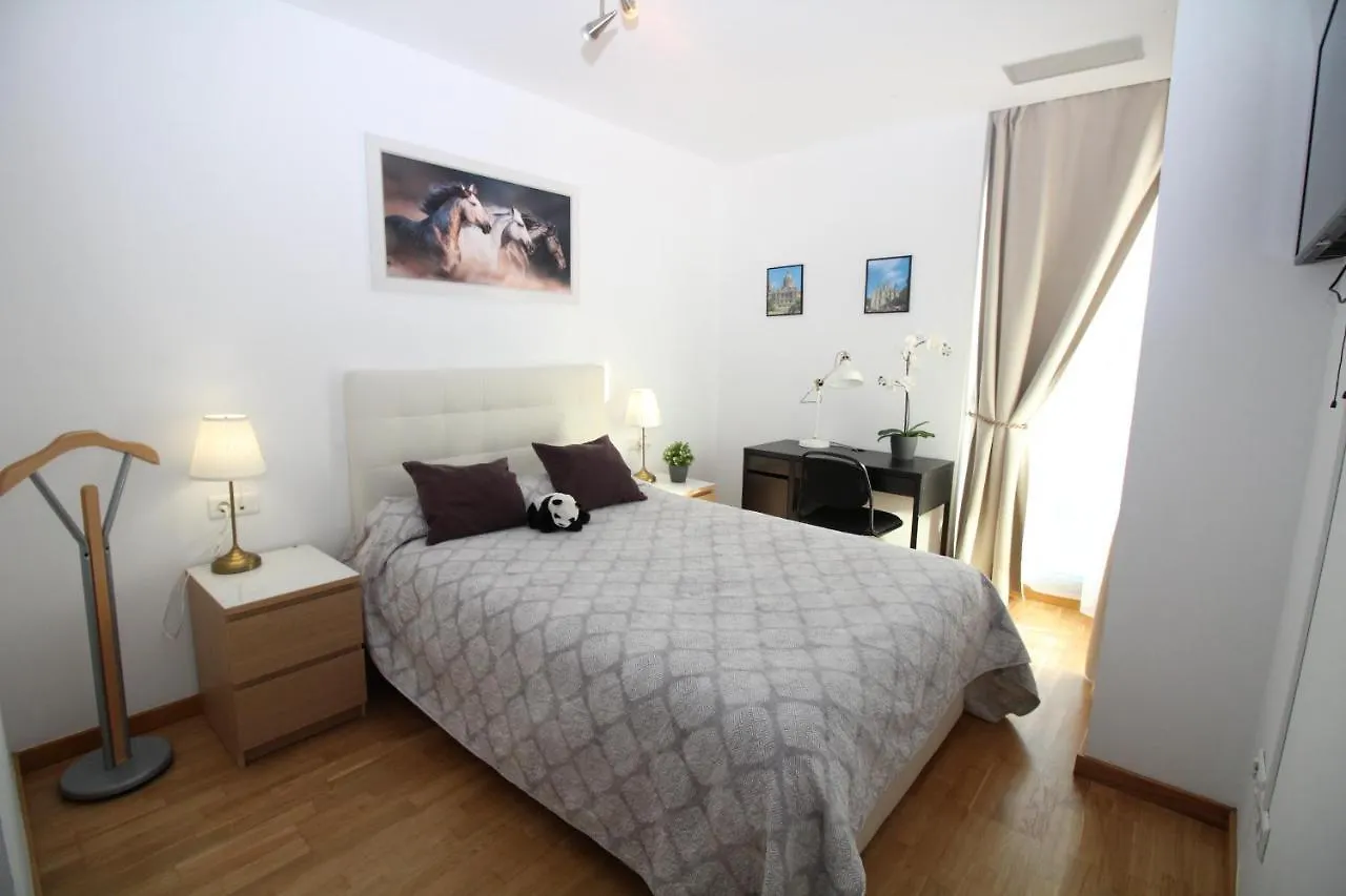Rooms Gran Via Barcelona 0*,